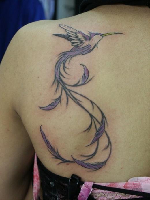 татуировки женские на спине