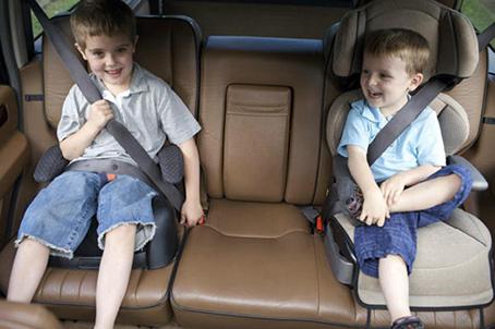 правила перевозки ребенка в автомобиле