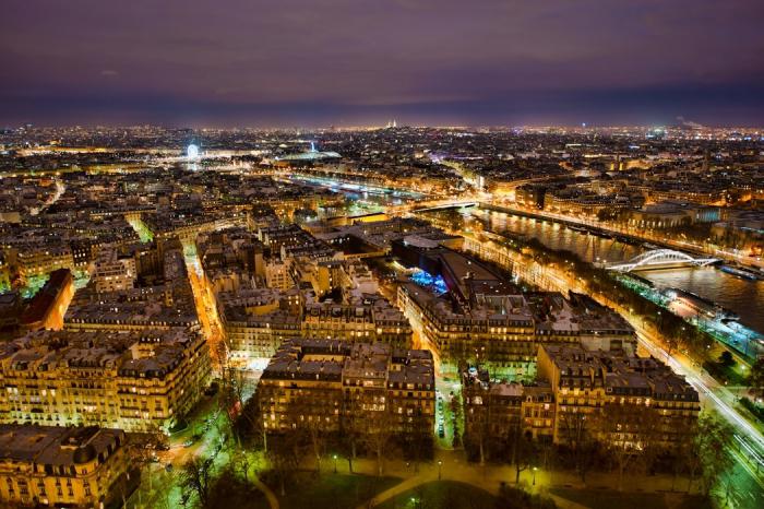 Night Paris photo