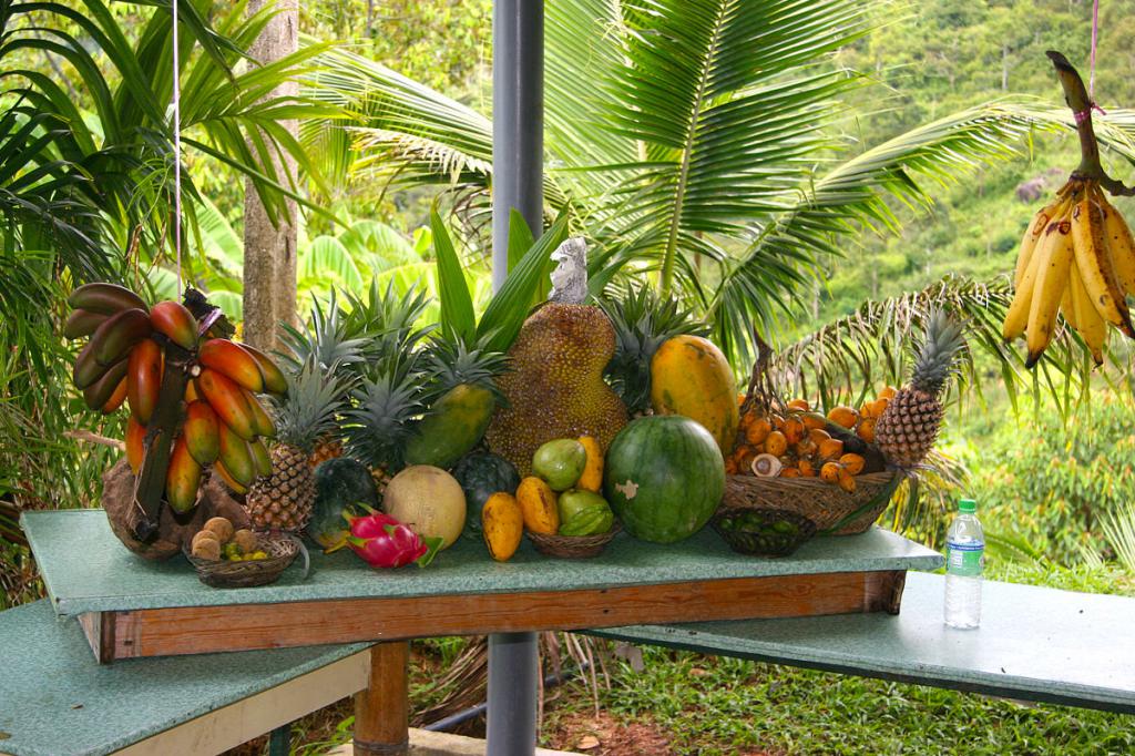 фрукты и овощи на бали
