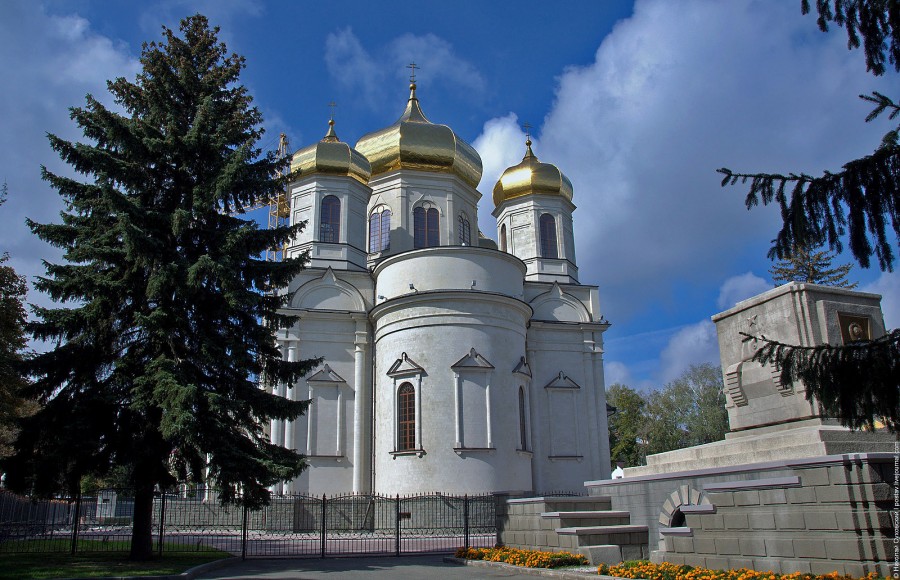 Обновленный Казанский собор
