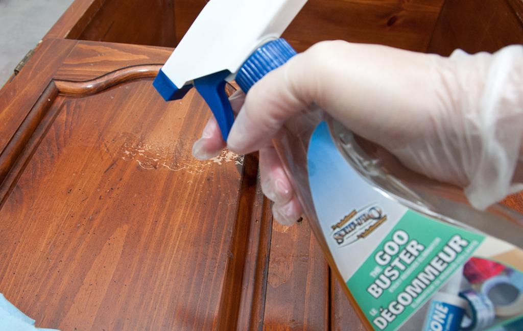 Removing stains using a special tool