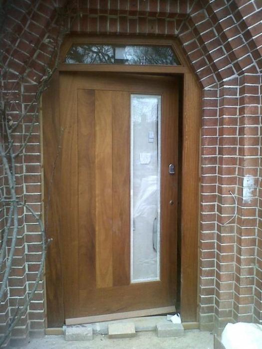 дешевые деревянные двери для дачи