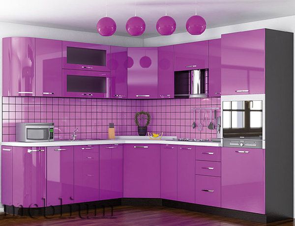 сиренево-розовый интерьер в кухне