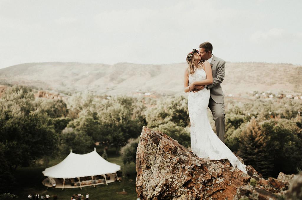 Свадьба в горах: простота и изысканность