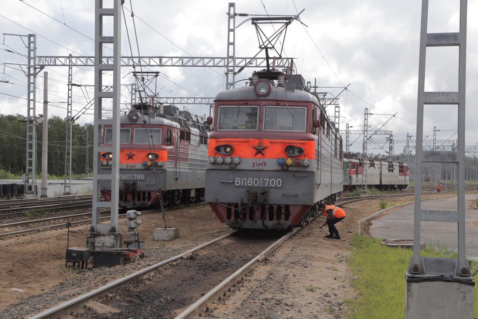 Transit train service