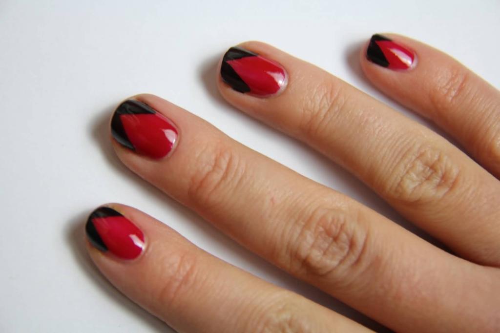 Красивый и оригинальный дизайн ногтей с красным лаком: обзор, идеи и отзывы