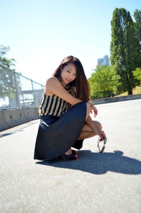 red leather skirt sun