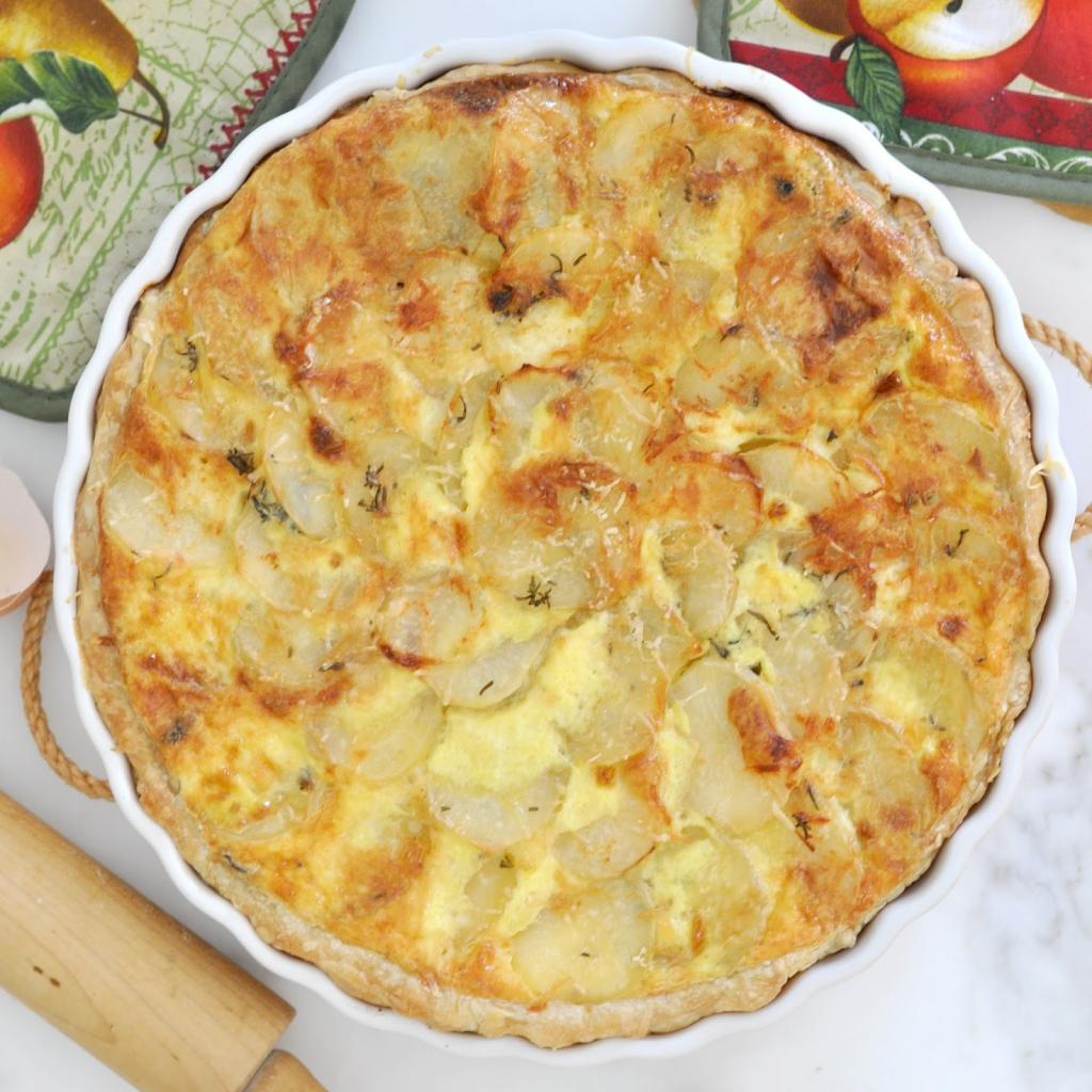 Quiche with potatoes