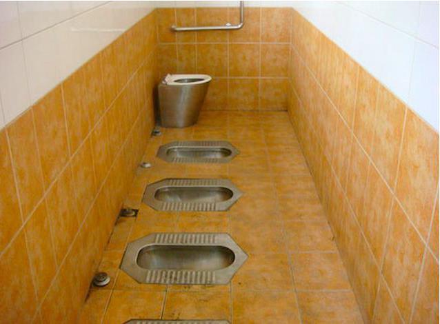 японский общественный туалет