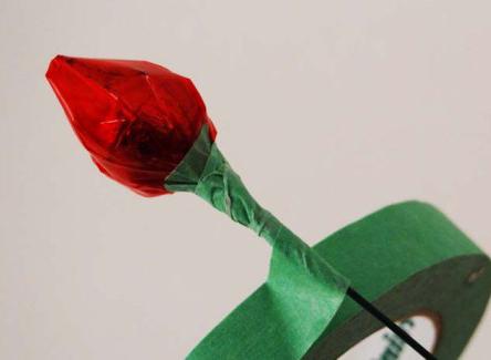 как сделать розу из конфет