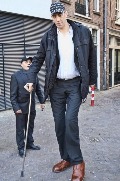 самый высокий человек в мире