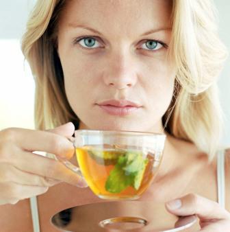 Польза зеленого чая для женщин состоит в том что он улучшает thumbnail