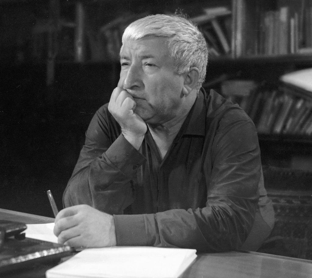Гамзатов Расул Гамзатович (1923-2003