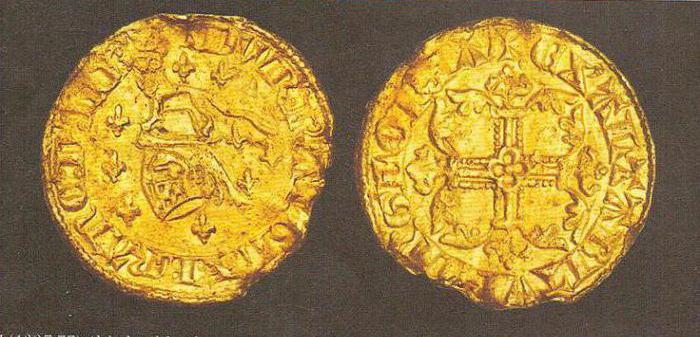 старинная золотая монета 