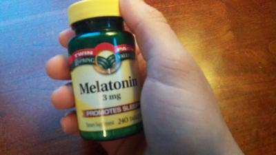 как принимать мелатонин