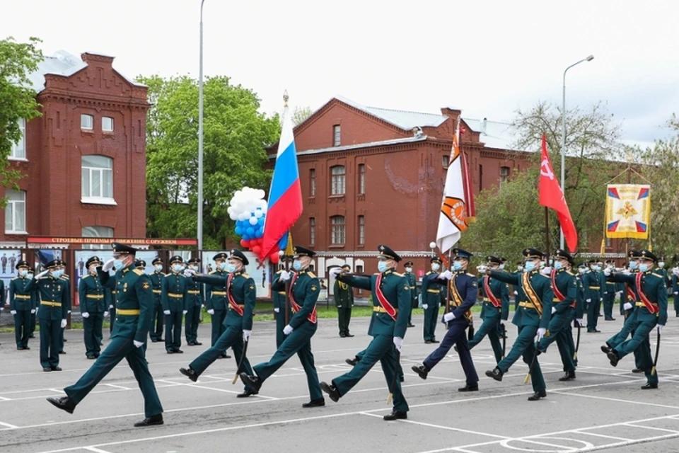 Выпускной в военном училище