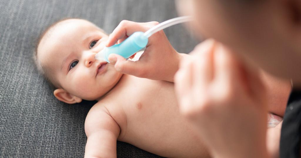 Новорожденным можно промывать. Для промывания носа для детей. Промывание носа малышу. Промывание носа ребенку 2 года. Промывание носа ребенку 3 года.