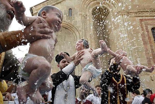 сколько стоит покрестить ребенка