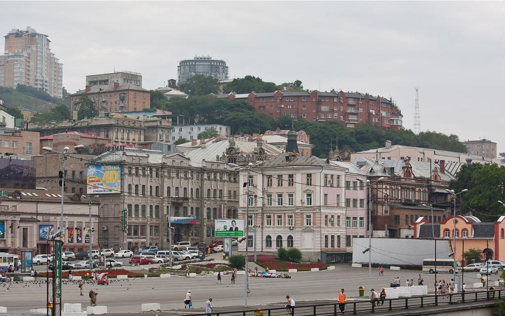 Владивосток центр города. Владивосток Светланская площадь. Владивосток центр. Владивосток центр города Марк.