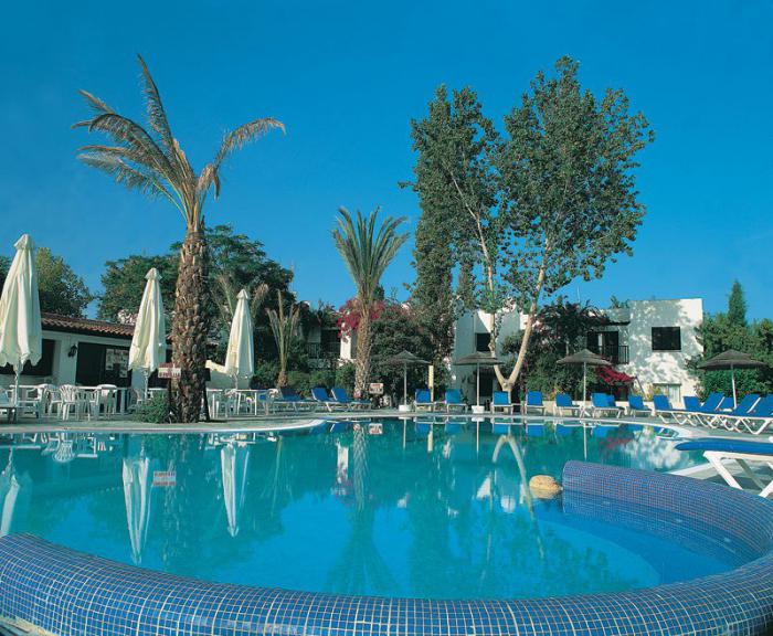 paphos gardens apts cat a 3