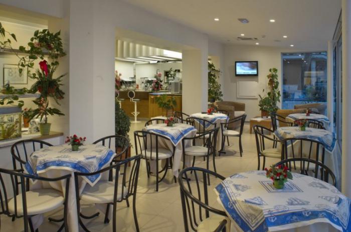 hotel nives 3 rimini