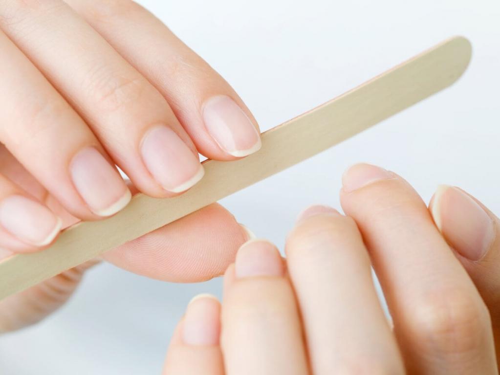 Как подстригать ногти на правой руке: советы и этапы подготовки к процедуре