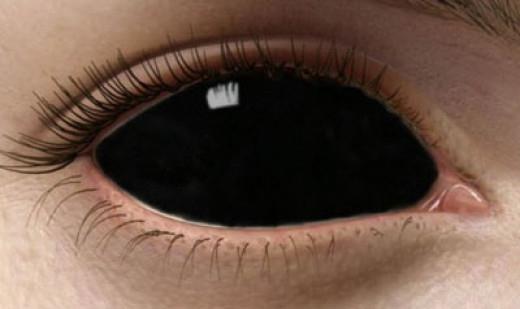 Черные линзы на весь глаз
