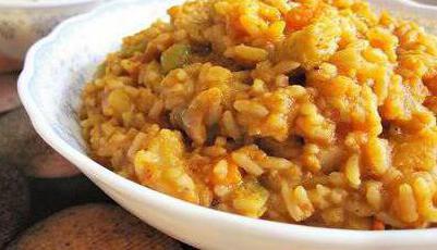 rice with pumpkin in a slow cooker