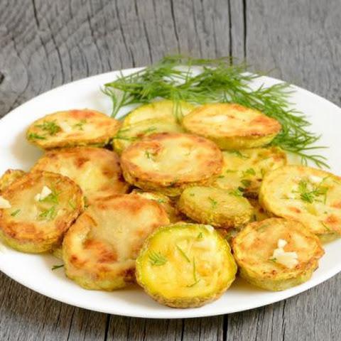 zucchini fried in flour with garlic