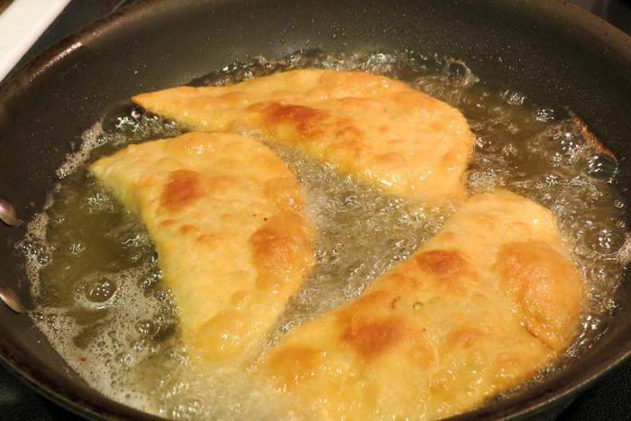 Чебуреки рецепт с фото пошаговый на сковороде с мясом