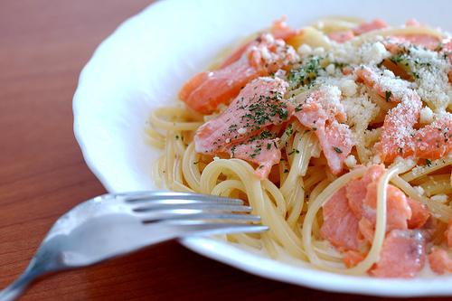 pasta with salmon in cream sauce