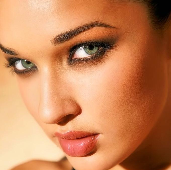 макияж для зелено серых глаз