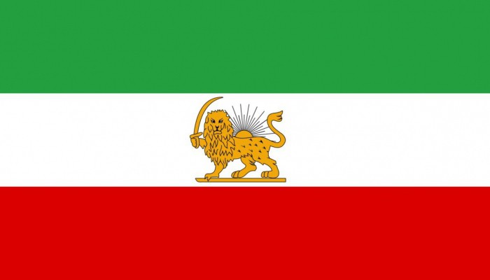 надпись на флаге Ирана