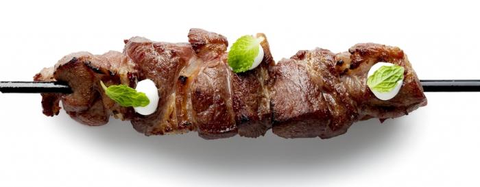 how to cook lamb skewers