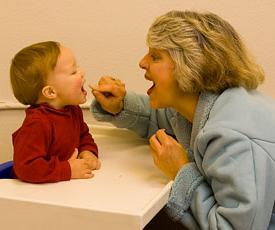 help speech therapist for children