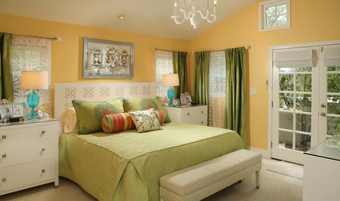 غرفة نوم بألوان رمادية