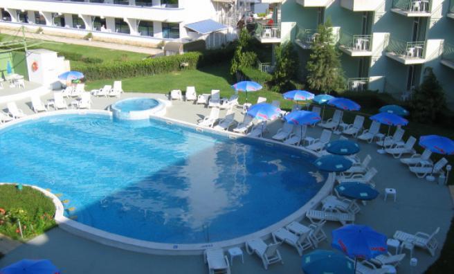 hotel avliga beach