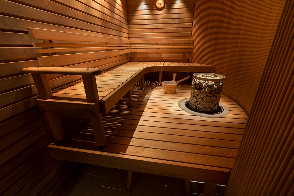 Shelves and benches in the bathhouse