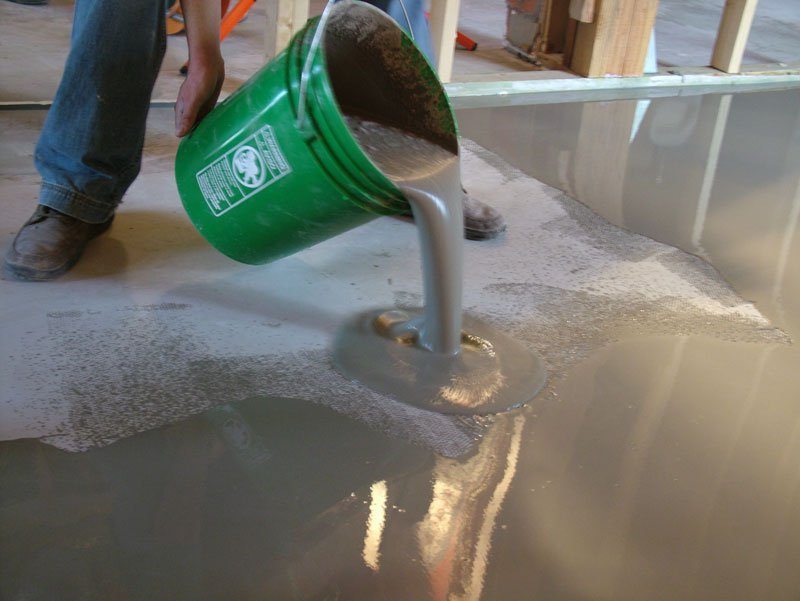 Как выровнять бетон шпаклевкой