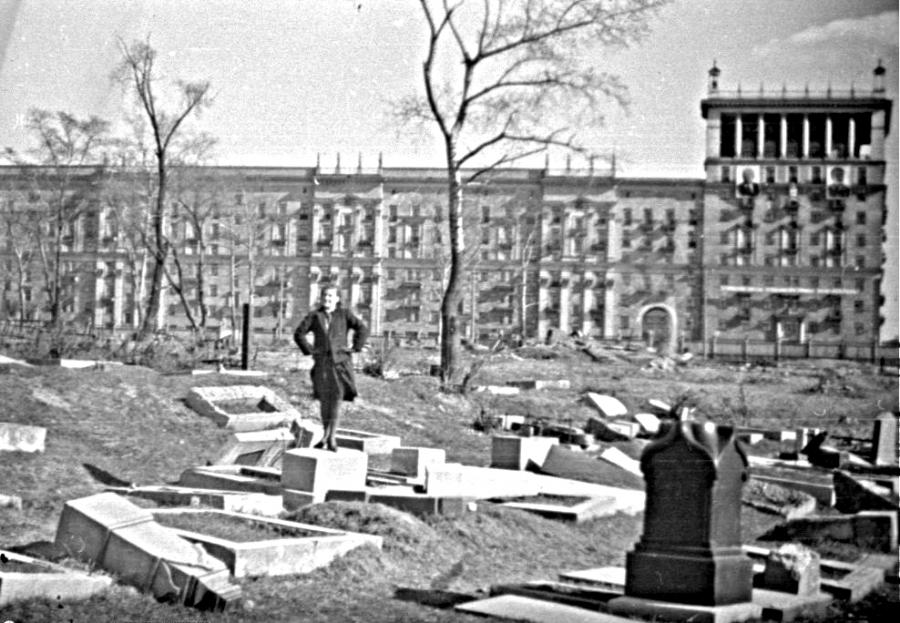 Уничтоженные кладбища