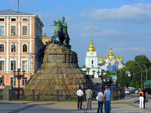 Памятник Б.Хмельницкому, Киев