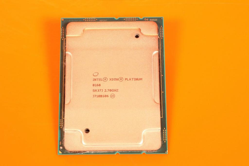 Процессор Intel Xeon Platinum 8168