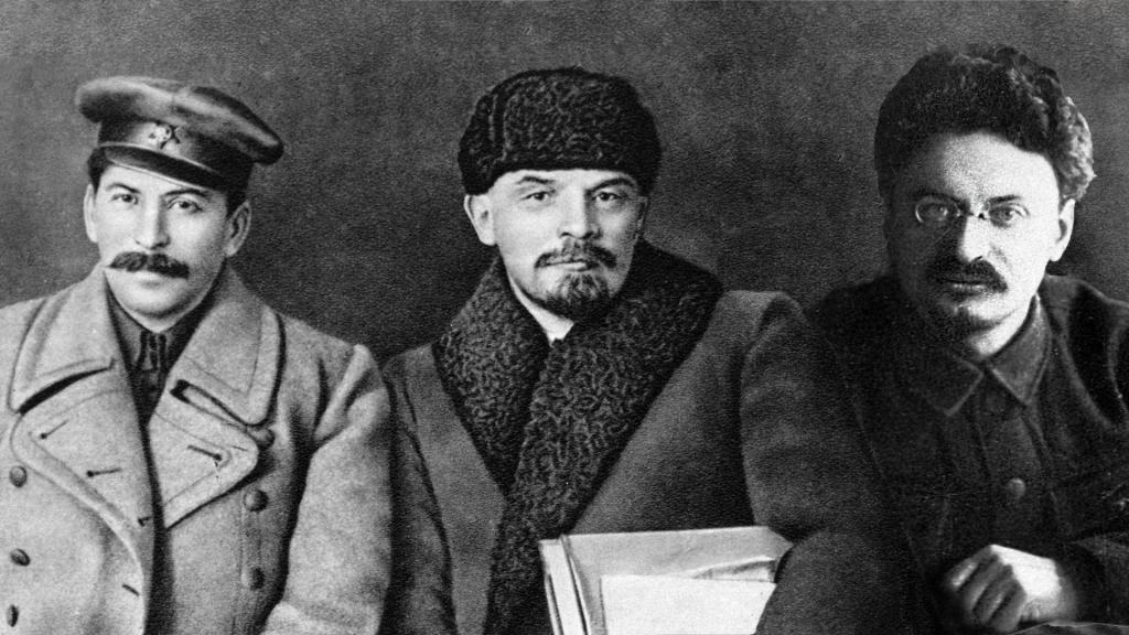 Самые известные российские революционеры
