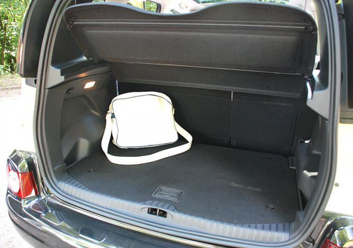 citroen c3 picasso luggage compartment