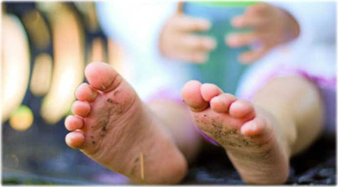 Грибок на пальцах ног у детей