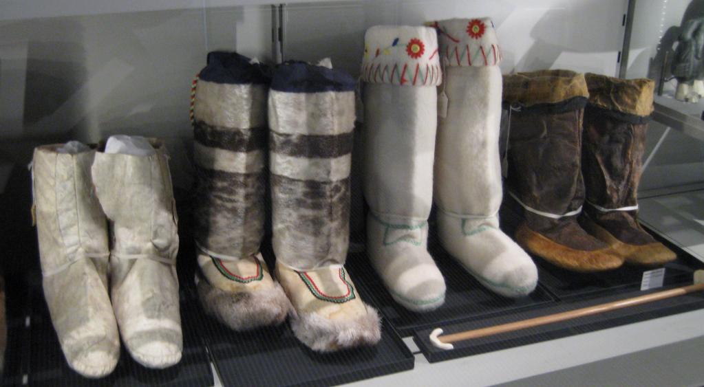 Обувь из оленьей шкуры: название, особенности пошива, теплота и удобство