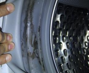 неприятный запах из стиральной машины