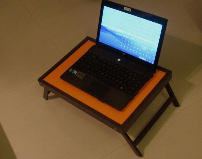 Столик для ноутбука своими руками. Самодельный столик для ноутбука в .
