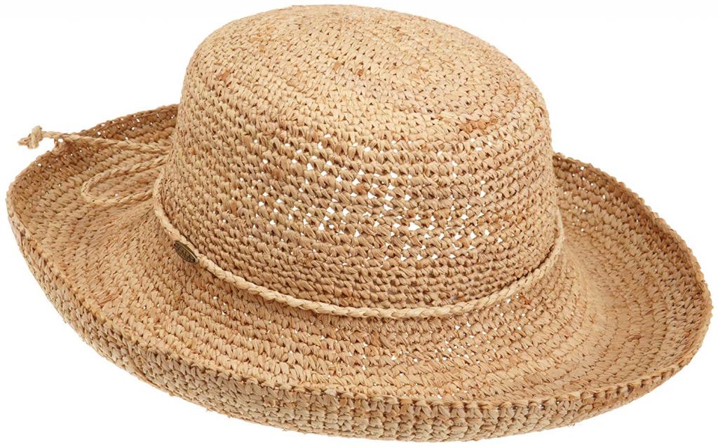 Raffia hat